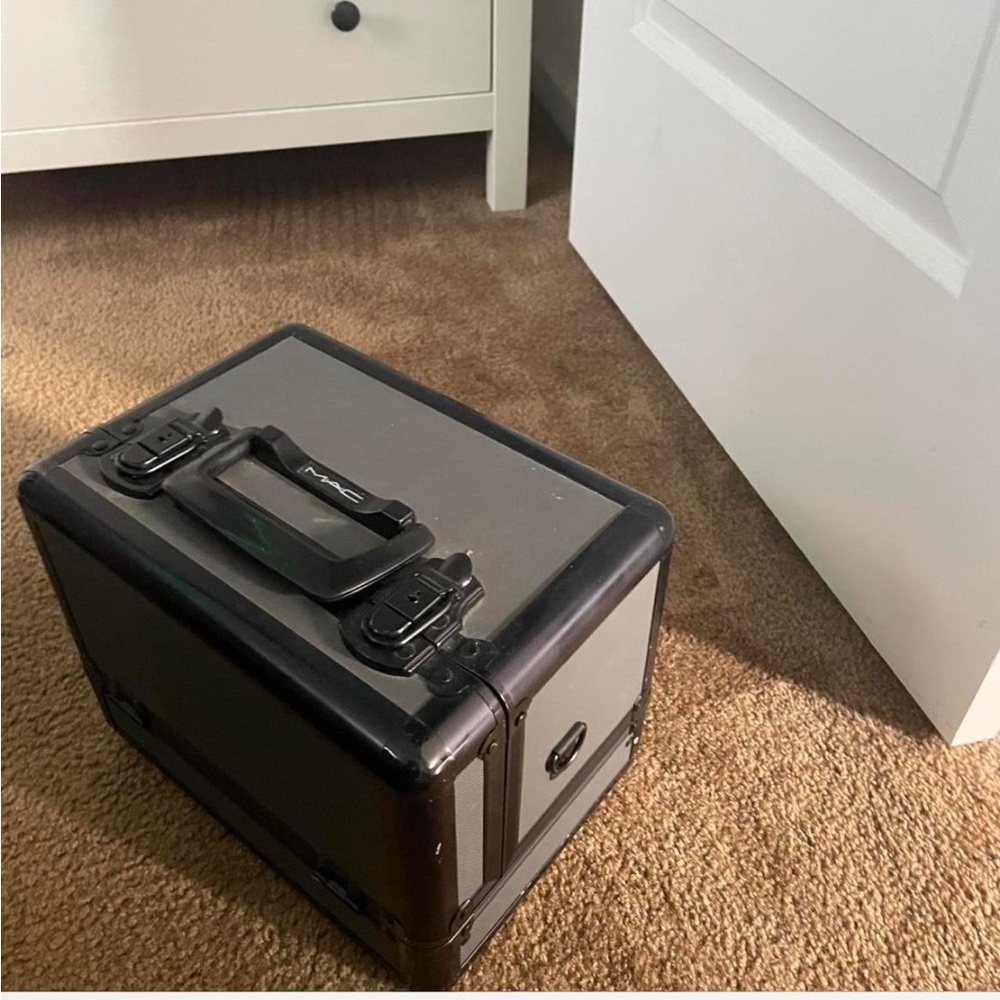 Mac Makeup Case - image 1
